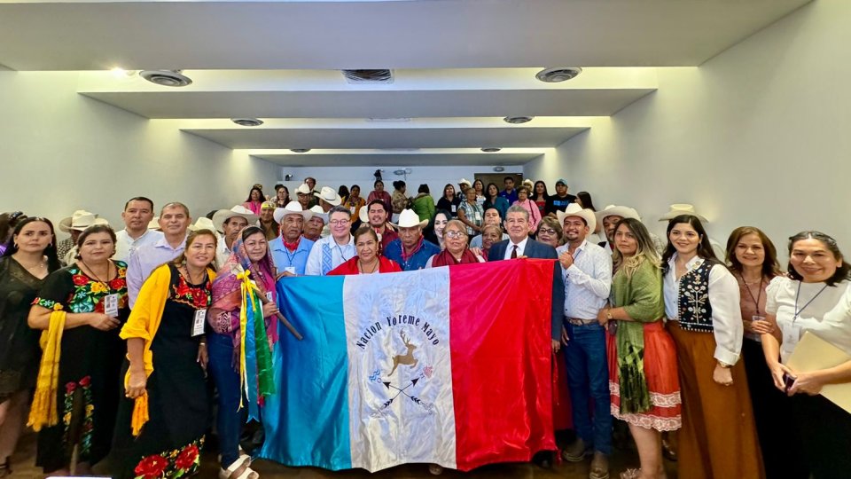 Presentación del libro &quot;Autonomía de los Pueblos Originarios y Afromexicanos&quot; 
